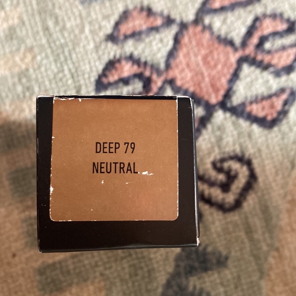 Kat Von D Lock-It Foundation.  Deep 79 Neutral - Picture 2 of 2